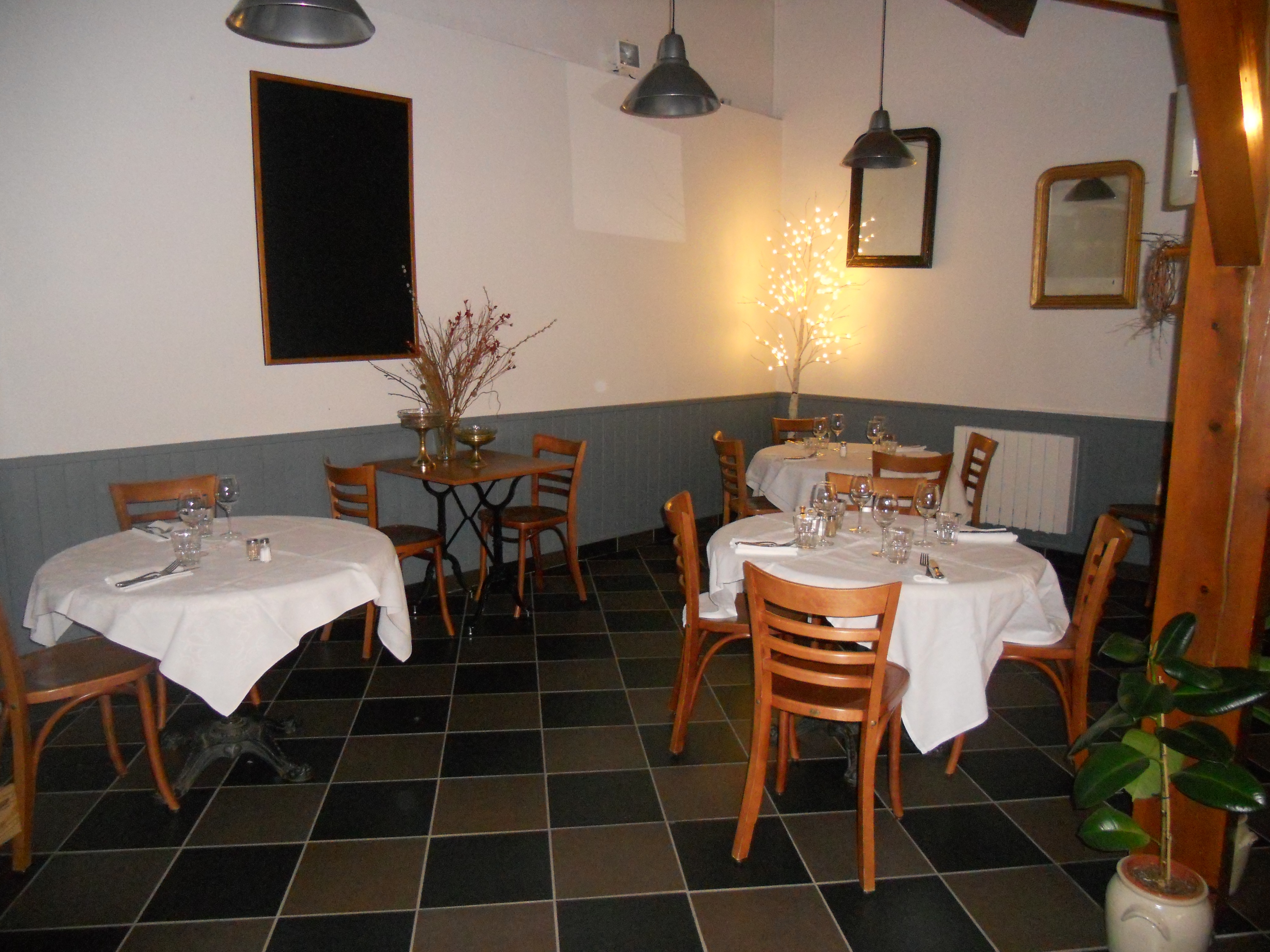Repas de groupe, de famille, de fête Repas de groupe, de famille, de fête
